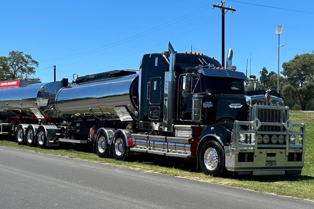 Truck & Trailer